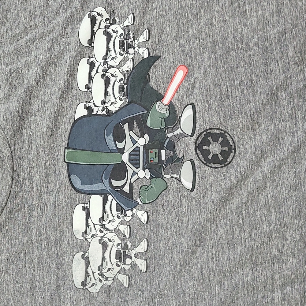Mini Darth Vader - Picture 2 of 3